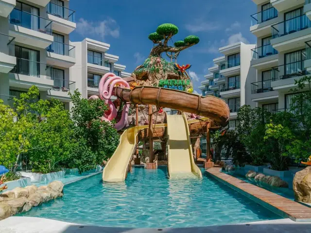 Phuket Emerald Beach Resort photo 2