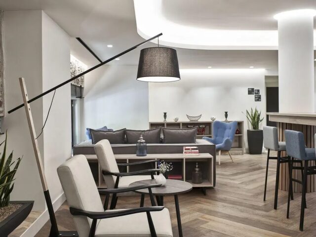 NLH Monastiraki photo 3