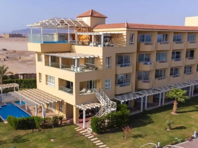 Amwaj Beach Club Resort photo 1