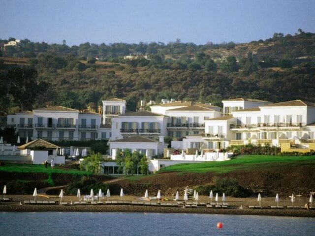 Anassa photo 3