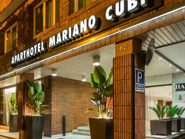 Aparthotel Mariano Cubi