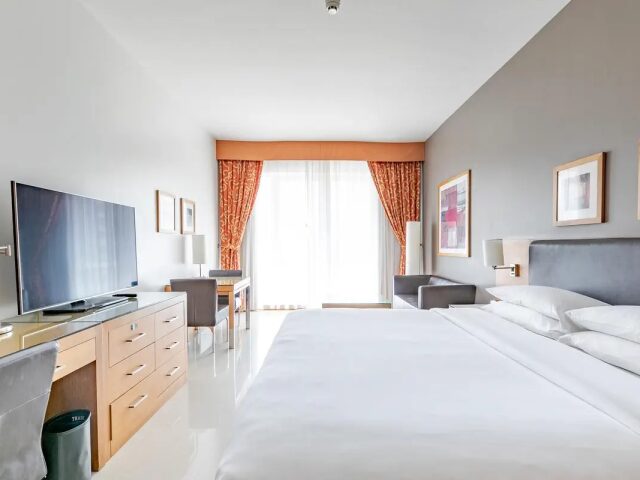 Four Points by Sheraton Bur Dubai photo 1