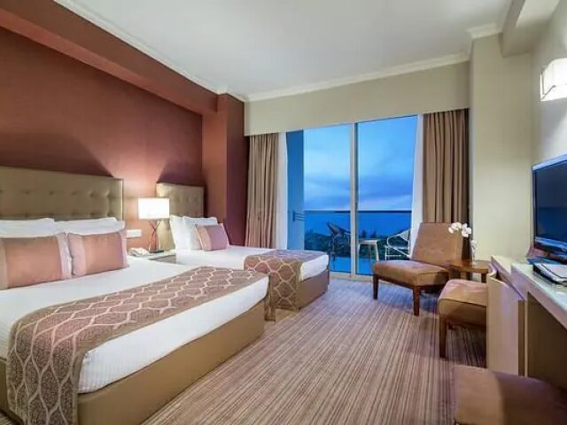 Acapulco Resort photo 3