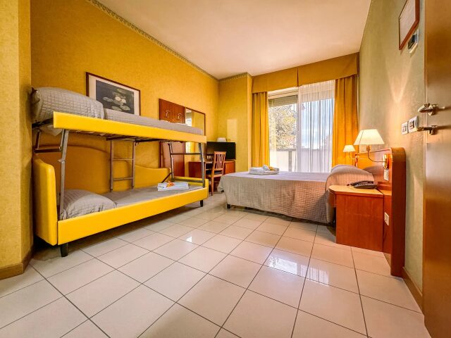 Remin Plaza photo 1