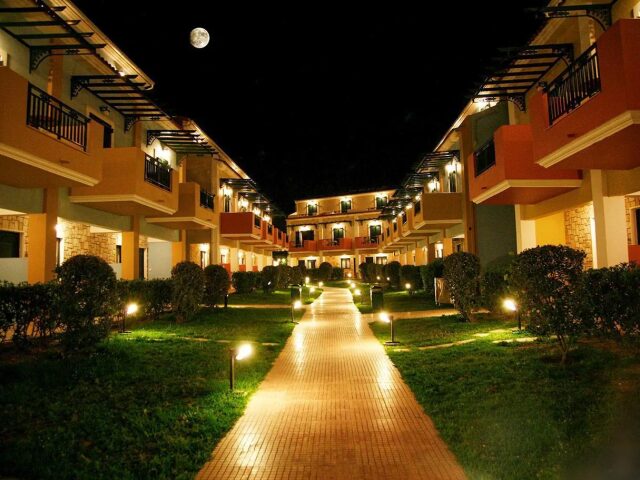 Mediterranean Beach Resort photo 2
