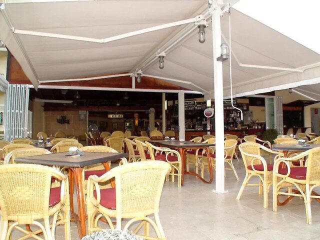 Cabot Tres Torres Apartments photo 2