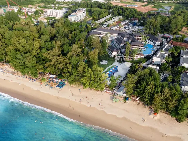 Amora Beach Resort photo 0