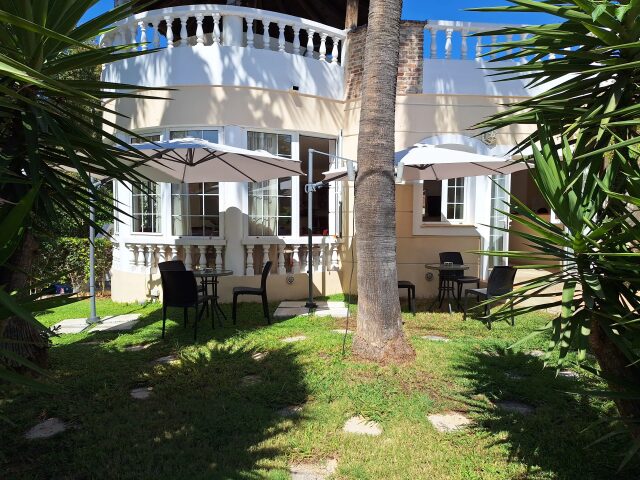 Perla Beach photo 2