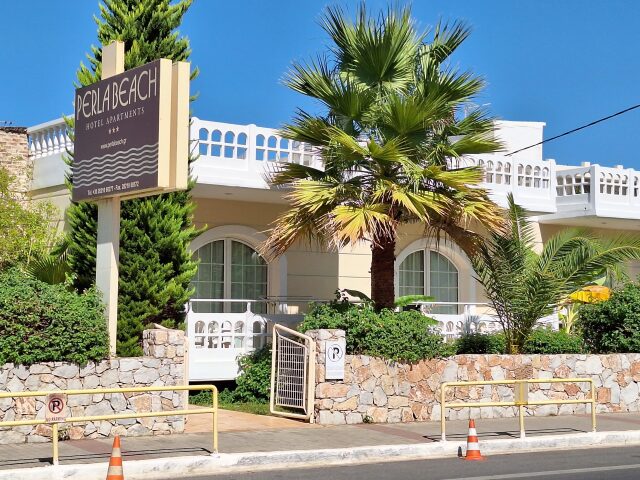 Perla Beach photo 0