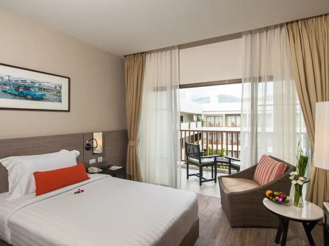 Deevana Plaza Phuket - Patong photo 1