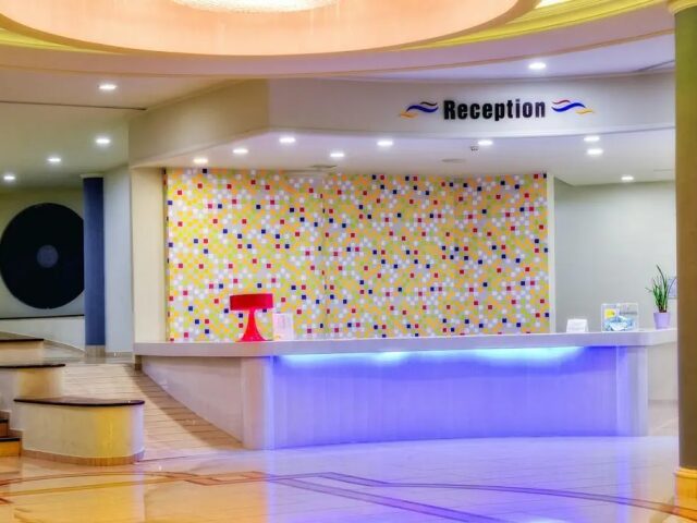 Sol by Melia Cosmopolitan photo 2