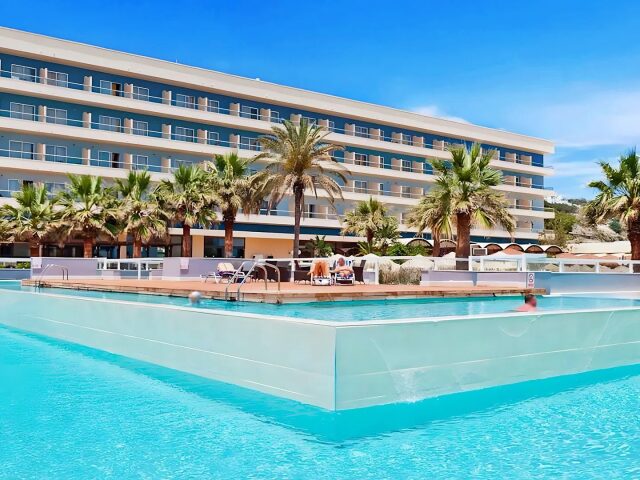 Blue Sea Beach Resort photo 2