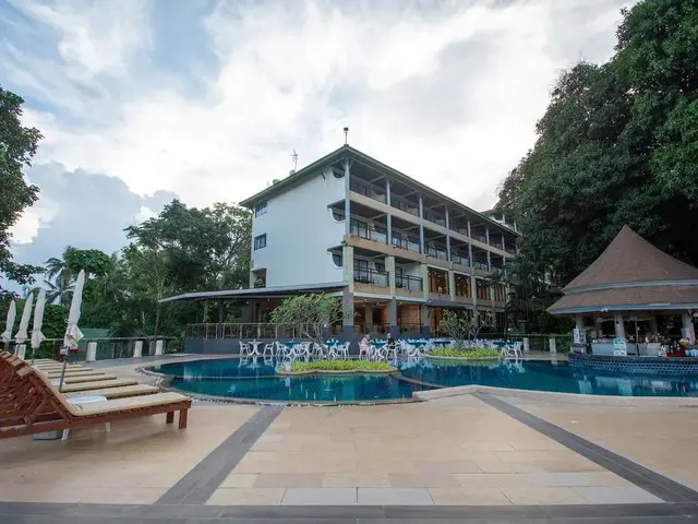 Peach Hill Resort & Spa photo 2