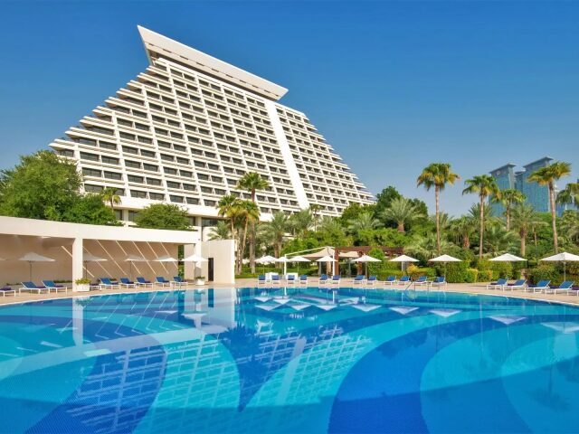 Sheraton Grand Doha Resort & Convention Hotel photo 0