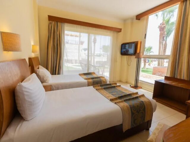 Empire Beach Resort photo 2