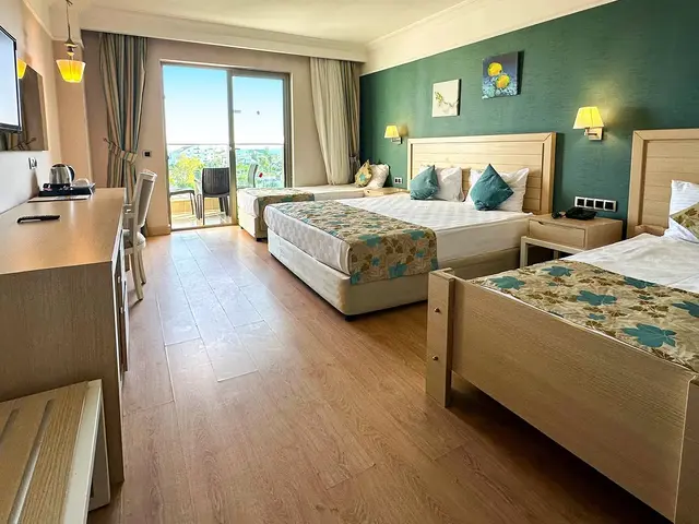 Linda Sunny Beach photo 3