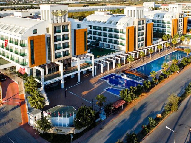 Linda Sunny Beach
