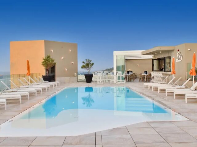 Luna Holiday Complex photo 3
