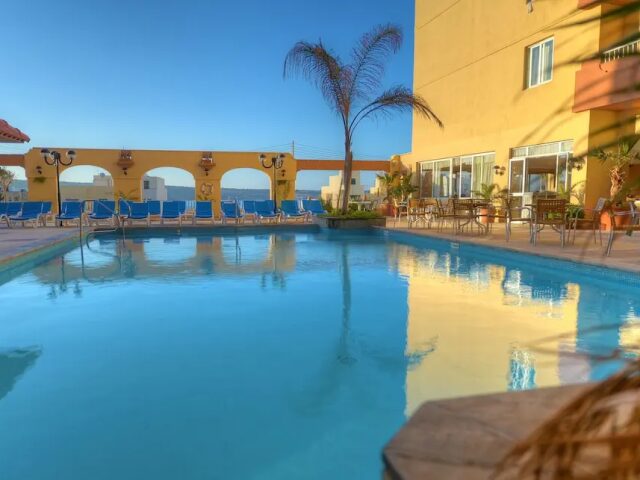 Luna Holiday Complex photo 2