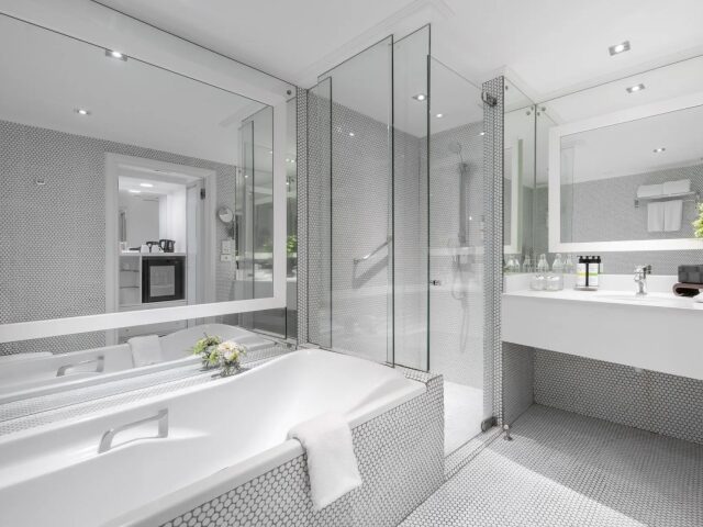 Pullman Bangkok Hotel G photo 2