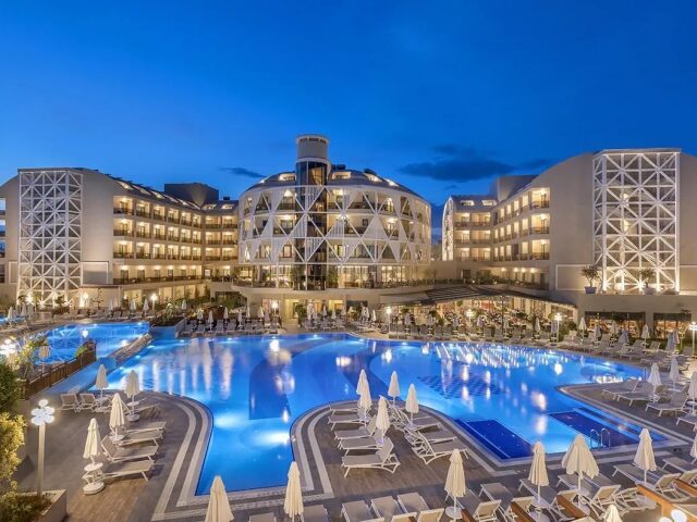 Seashell Resort & Spa