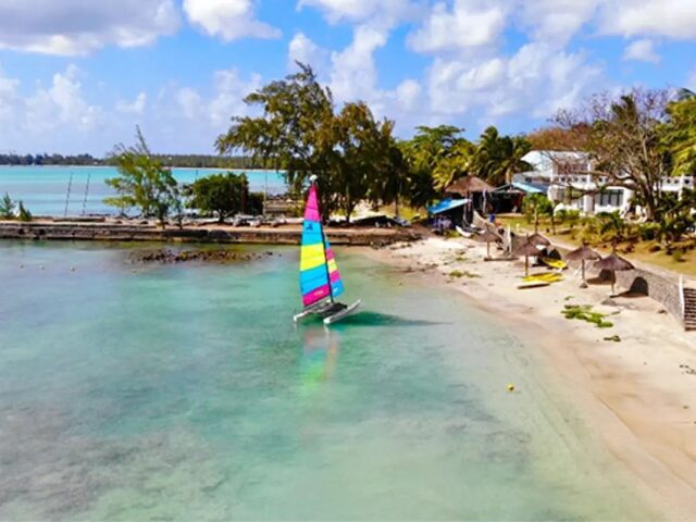 Coral Azur Beach Resort photo 1
