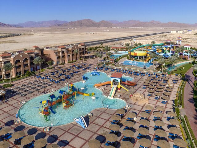 Charmillion Club Aqua Park