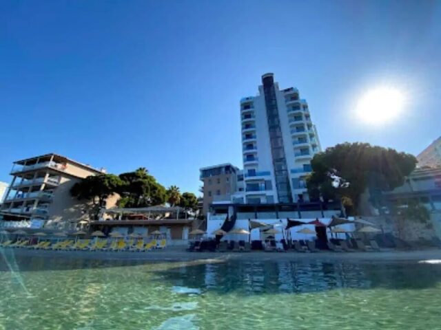 Signature Blue Resort photo 1