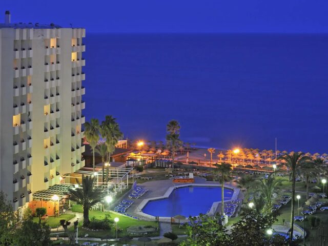 SOL Puerto Marina photo 2