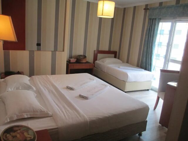 Bel Conti photo 0