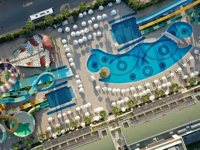 Crystal Waterworld Aqua Collection photo 2
