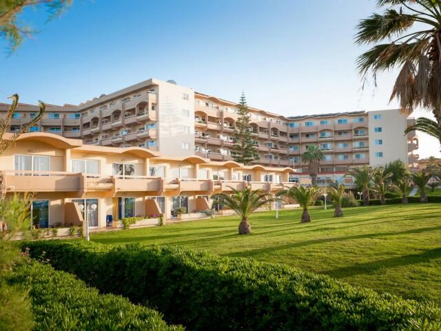 Sun Beach Resort photo 1