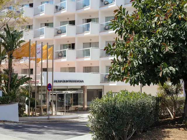 Alua Sun Torrenova photo 1
