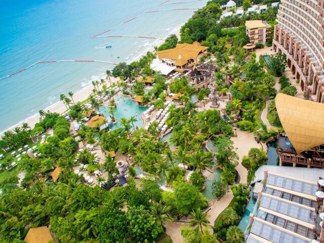 Centara Grand Mirage Resort photo 2
