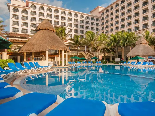 GR Solaris Cancun photo 0