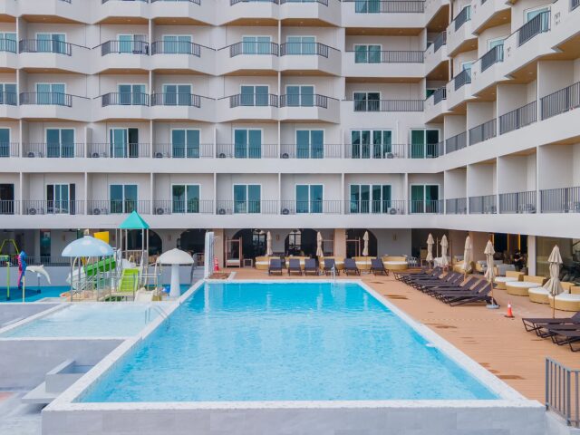 Jomtien Thani