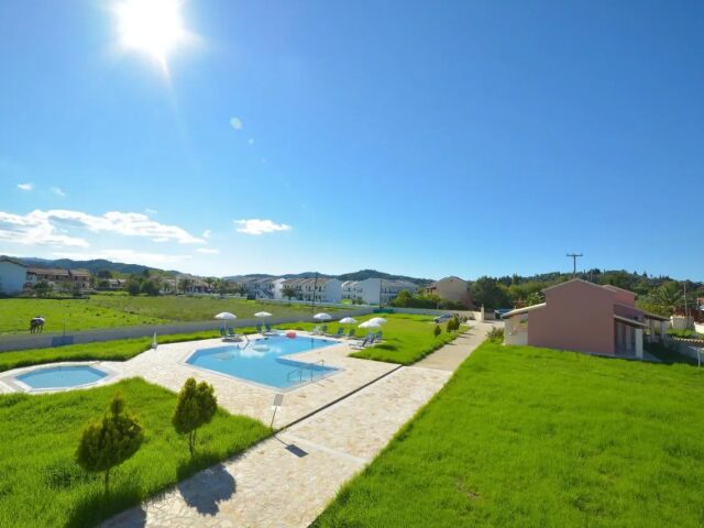 Megali Luxuries photo 1
