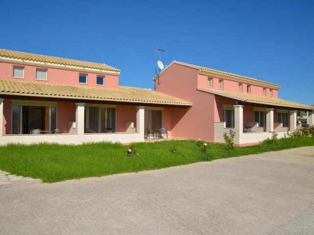 Megali Luxuries photo 3