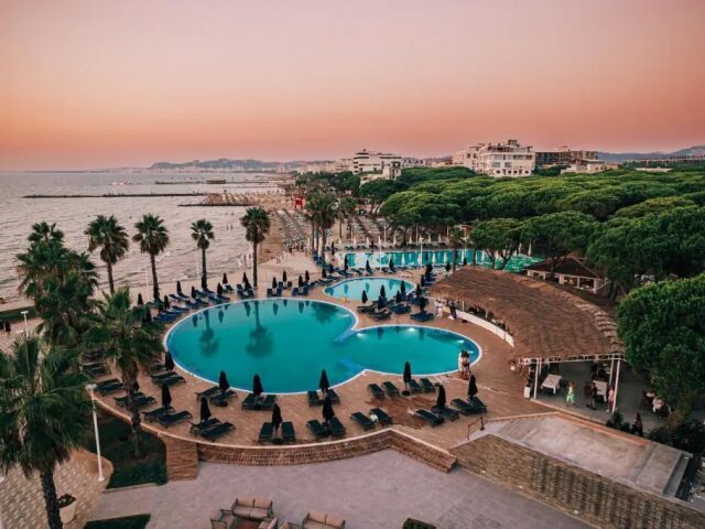 Prestige Resort