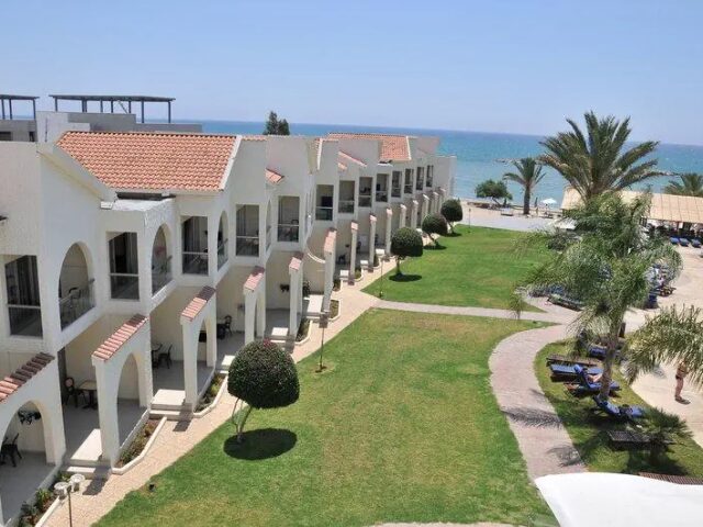 Radisson Beach Resort