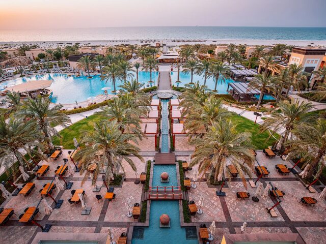 Saadiyat Rotana Resort photo 1