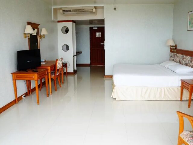 Pattaya Park Beach Resort photo 3
