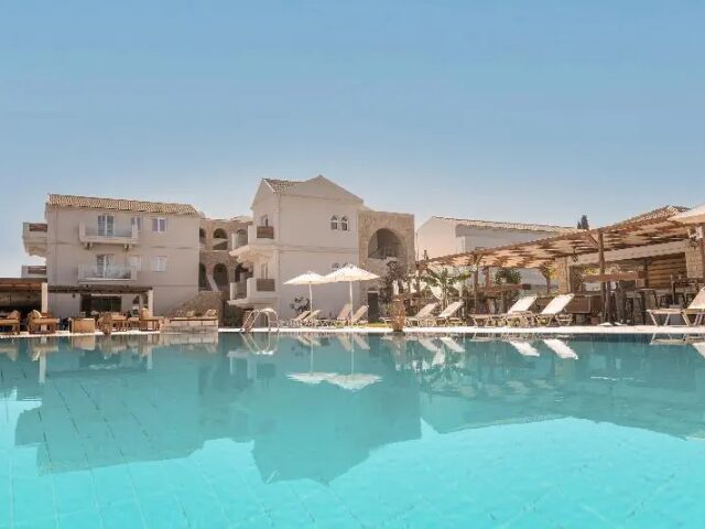 Ekati Mare Lifestyle Resort