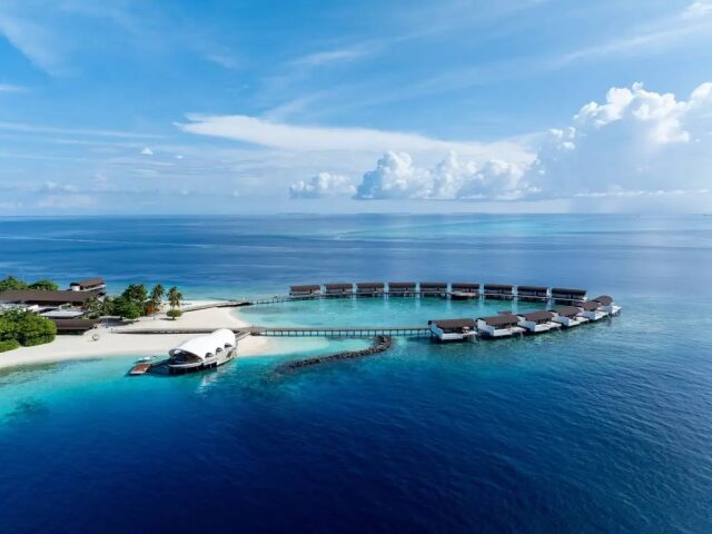 The Westin Maldives Miriandhooo Resort photo 2