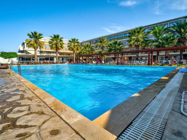 All Senses Ocean Blue Seaside Resort photo 2
