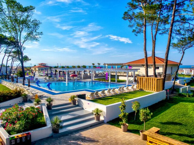 Montenegro Beach Resort photo 1