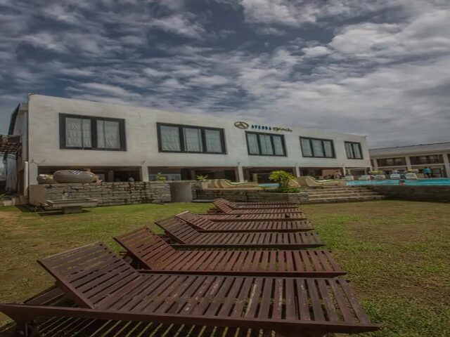 Avenra Beach