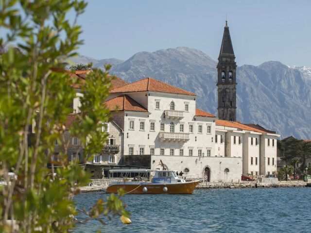 Heritage Grand Perast
