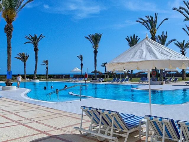 Al Jazira Beach photo 2