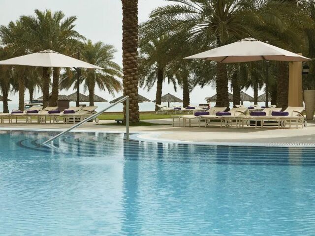 Intercontinental photo 2